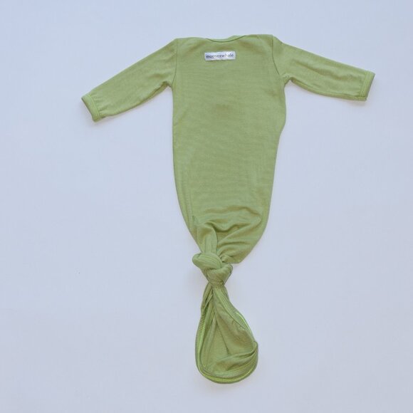 Newborn baby gown set, Gender neutral coming home outfit - Mint Green - Picture 3 of 4
